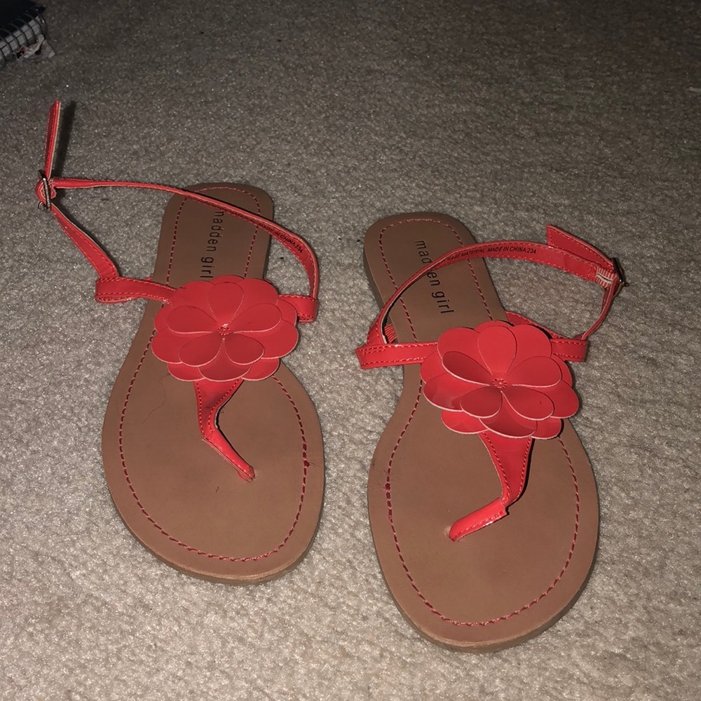 madden girl sandals